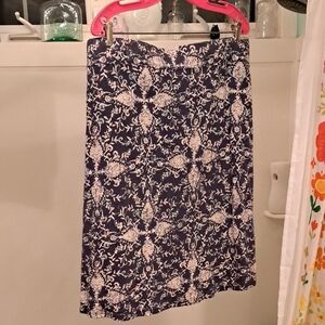 Eddie Bauer Pull On Skirt Size Medium